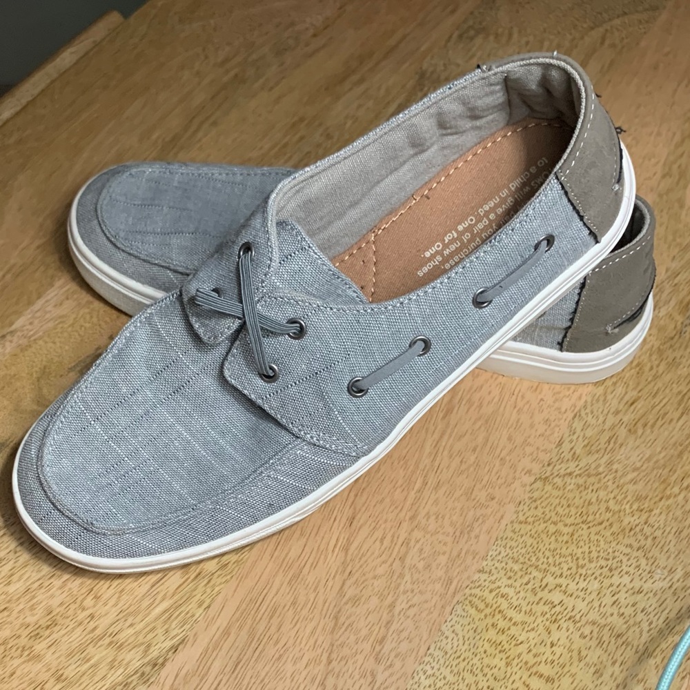 Tom's Boat Shoes